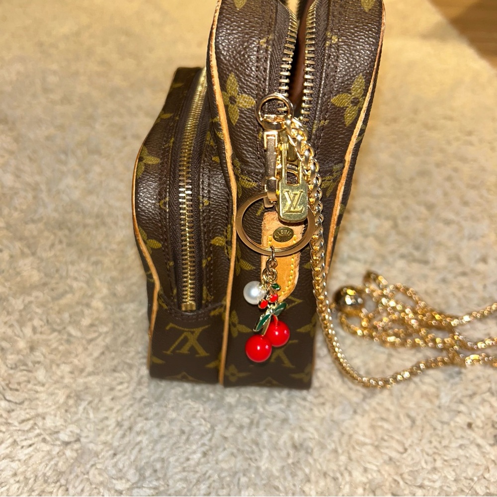 Louis Vuitton Amazone monogram Shoulder Bag / crossbody - Picture 3 of 14